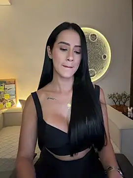 Snapshot of SarahhSmitth1 chatting on June 24, 2026, 10:18 pm SarahhSmitth1 online show from June 24, 2026, 10:18 pm