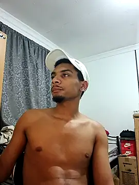 29YOURZ 28  online show from October 22, 2025, 9:35 pm