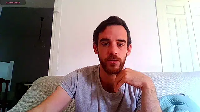 Snapshot of _NakedChef_ chatting on October 29, 2025, 8:57 am  NakedChef  online show from October 29, 2025, 8:57 am