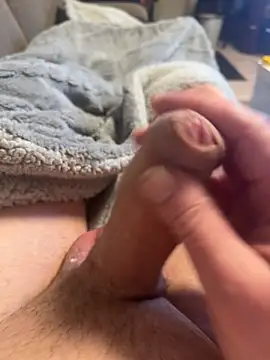 Snapshot of Andy-370 chatting on February 7, 2026, 10:07 pm Andy-370 online show from February 7, 2026, 10:07 pm