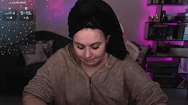 Snapshot of SexyWitch_666 chatting on February 13, 2025, 10:02 am SexyWitch 666 online show from February 13, 2025, 10:02 am