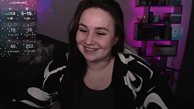 Snapshot of SexyWitch_666 chatting on March 4, 2025, 10:57 am SexyWitch 666 online show from March 4, 2025, 10:57 am