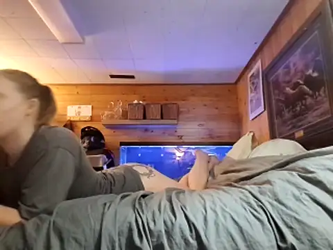 Snapshot of Ryan_and_Aurora chatting on February 12, 2026, 11:37 pm Ryan and Aurora online show from February 12, 2026, 11:37 pm