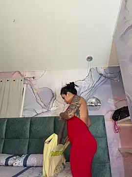 kiim taaylor online show from February 14, 2026, 11:32 am