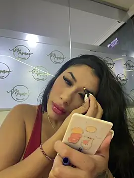 kiim taaylor online show from February 26, 2026, 8:14 am