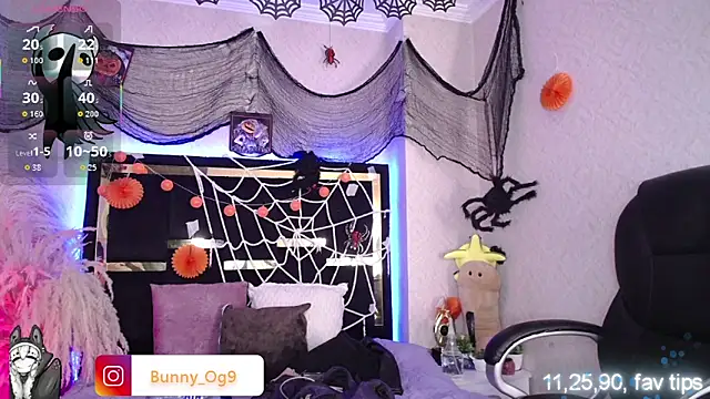 Bunny O online show from November 3, 2025, 8:01 pm