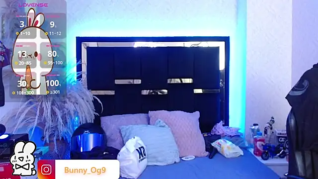 Snapshot of Bunny_O chatting on May 27, 2026, 1:57 am Bunny O online show from May 27, 2026, 1:57 am