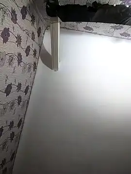 SweetLeila40 online show from February 26, 2025, 12:52 am