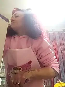 Snapshot of SweetLeila40 chatting on May 1, 2026, 6:57 pm SweetLeila40 online show from May 1, 2026, 6:57 pm