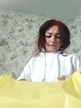 Snapshot of SweetLeila40 chatting on April 21, 2026, 3:18 pm SweetLeila40 online show from April 21, 2026, 3:18 pm