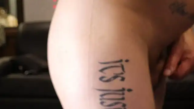 Snapshot of DamienSliick chatting on October 17, 2025, 7:44 am DamienSliick online show from October 17, 2025, 7:44 am