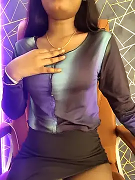 yhona darling online show from February 3, 2026, 11:26 am