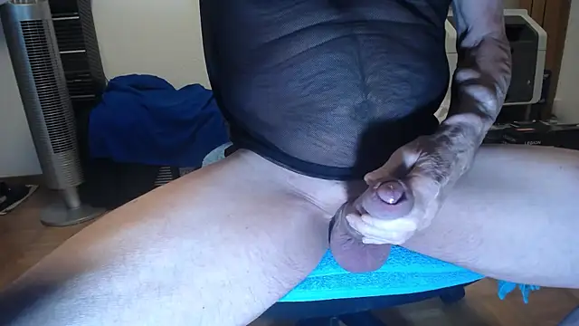 MrTrent online show from March 4, 2025, 2:32 pm