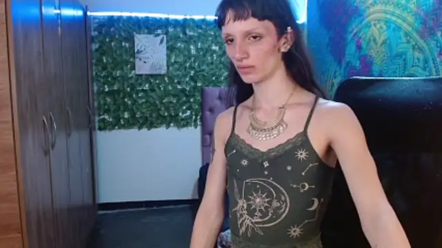 Snapshot of BurningVenus12 chatting on February 4, 2026, 7:14 am BurningVenus12 online show from February 4, 2026, 7:14 am