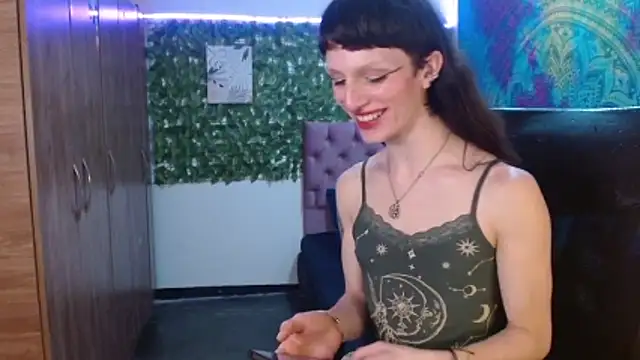 Snapshot of BurningVenus12 chatting on February 11, 2026, 8:47 am BurningVenus12 online show from February 11, 2026, 8:47 am