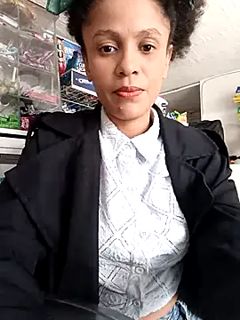 BlairSamy online show from November 27, 2025, 6:30 pm