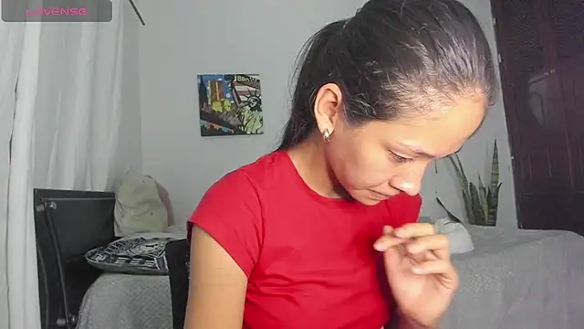 Snapshot of Sophie_sweett19 chatting on November 6, 2025, 11:31 pm Sophie sweett19 online show from November 6, 2025, 11:31 pm