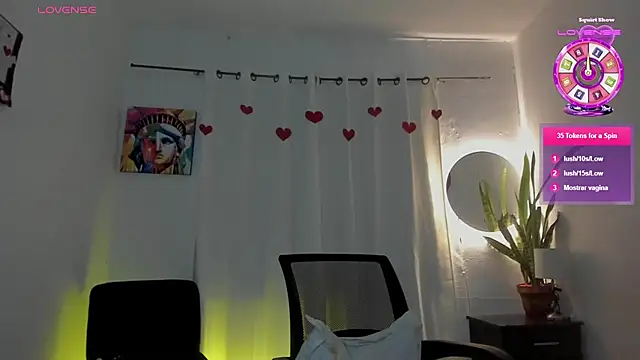 Snapshot of Sophie_sweett19 chatting on February 13, 2026, 9:59 pm Sophie sweett19 online show from February 13, 2026, 9:59 pm