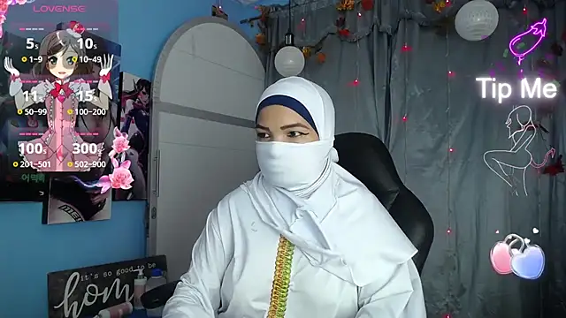 Snapshot of Falak-Yasin chatting on March 18, 2025, 12:17 pm Falak-Yasin online show from March 18, 2025, 12:17 pm