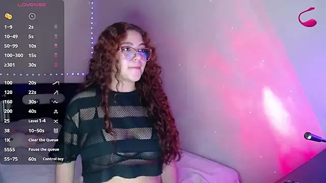 Snapshot of Missfortune18 chatting on February 21, 2025, 6:18 am Missfortune18 online show from February 21, 2025, 6:18 am