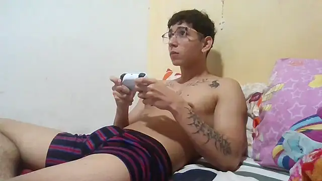 Dillom420 online show from December 13, 2024, 3:49 am