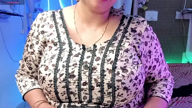 Gulabi Queen online show from March 4, 2025, 11:19 am