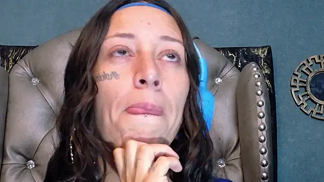Snapshot of LusstCruella chatting on June 16, 2026, 11:21 am LusstCruella online show from June 16, 2026, 11:21 am