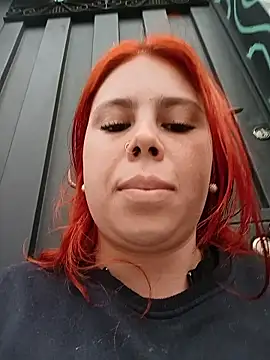 aurora sky11 online show from January 5, 2026, 10:24 pm