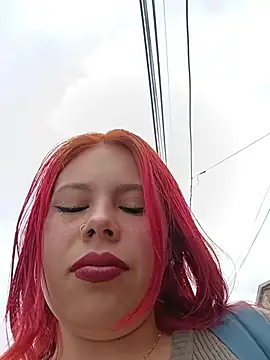 aurora sky11 online show from November 26, 2025, 4:40 pm