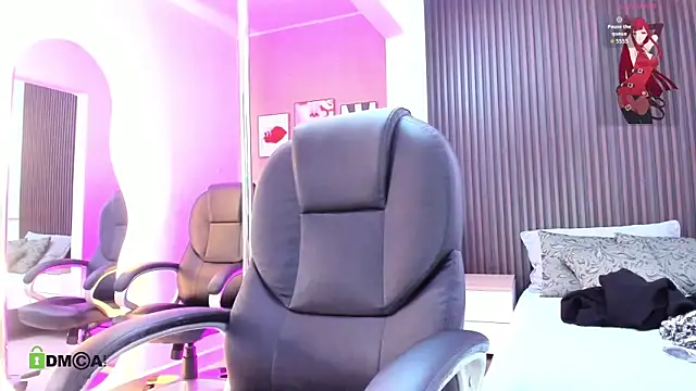 Snapshot of natasha__jackson chatting on November 24, 2025, 12:49 pm natasha jackson online show from November 24, 2025, 12:49 pm