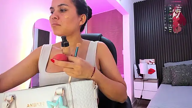 Snapshot of natasha__jackson chatting on January 9, 2026, 12:34 pm natasha jackson online show from January 9, 2026, 12:34 pm