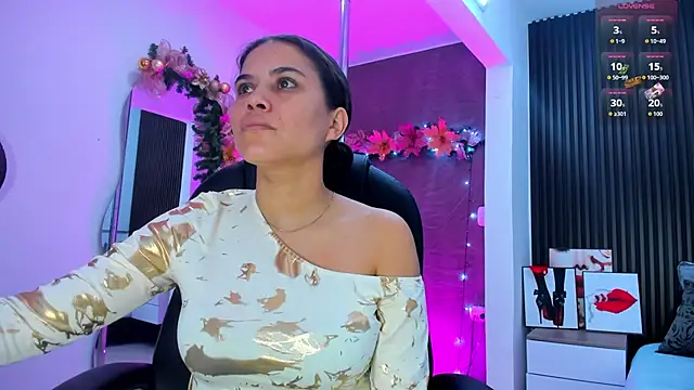 Snapshot of natasha__jackson chatting on December 1, 2025, 12:39 pm natasha jackson online show from December 1, 2025, 12:39 pm