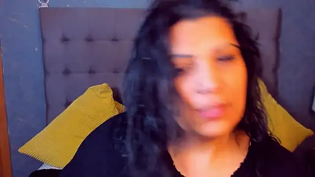 AmyCubes online show from April 5, 2026, 3:02 am