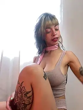 Kitty arts online show from March 22, 2025, 9:21 pm