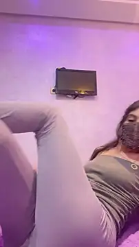 fatisexy online show from May 2, 2026, 12:49 am