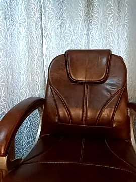 Rina777o online show from November 15, 2025, 9:57 am