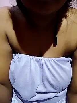 Snapshot of Diwya69 chatting on August 7, 2026, 8:48 pm Diwya69 online show from August 7, 2026, 8:48 pm