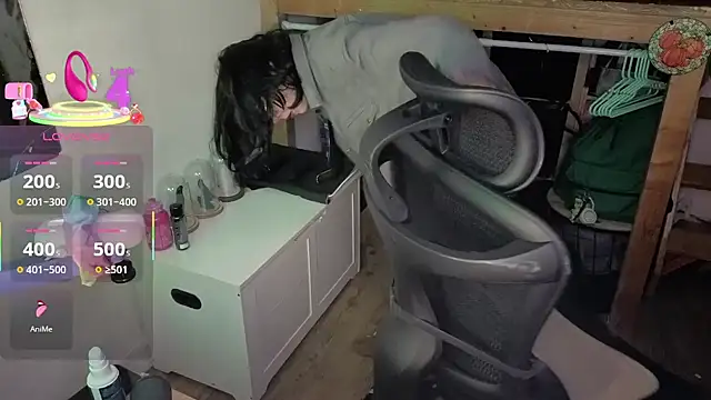 Snapshot of LisandreLaVenale chatting on February 5, 2026, 9:43 pm LisandreLaVenale online show from February 5, 2026, 9:43 pm