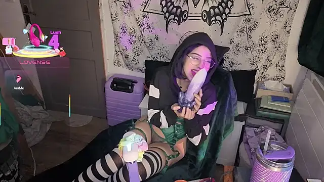 Snapshot of LisandreLaVenale chatting on March 3, 2026, 9:44 pm LisandreLaVenale online show from March 3, 2026, 9:44 pm