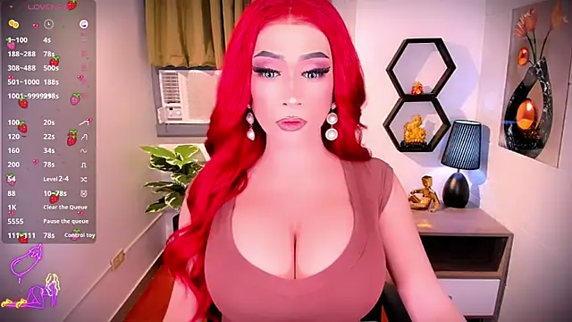 TwittyGirL9inch exotic online show from April 18, 2026, 5:15 pm