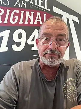 Snapshot of ausbod chatting on March 29, 2026, 5:20 am ausbod online show from March 29, 2026, 5:20 am