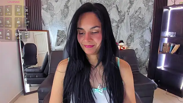 Carlota milf 30 online show from December 6, 2024, 6:44 pm