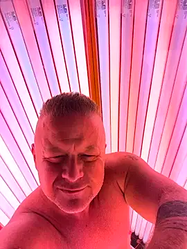 swingr online show from December 4, 2025, 1:54 pm