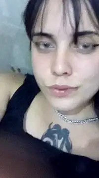 lucylovles online show from February 20, 2025, 7:01 am