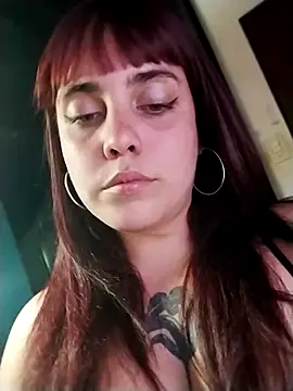 lucylovles online show from November 17, 2025, 1:20 am