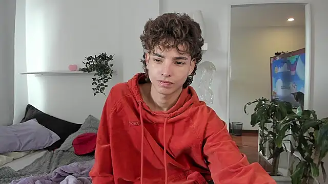 Snapshot of santy-kitty chatting on January 12, 2026, 5:09 pm santy-kitty online show from January 12, 2026, 5:09 pm