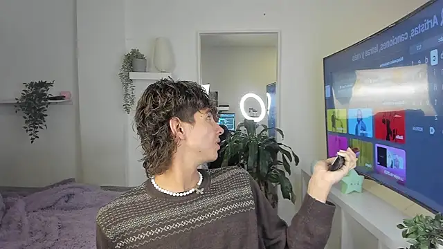 Snapshot of santy-kitty chatting on December 2, 2025, 2:34 am santy-kitty online show from December 2, 2025, 2:34 am