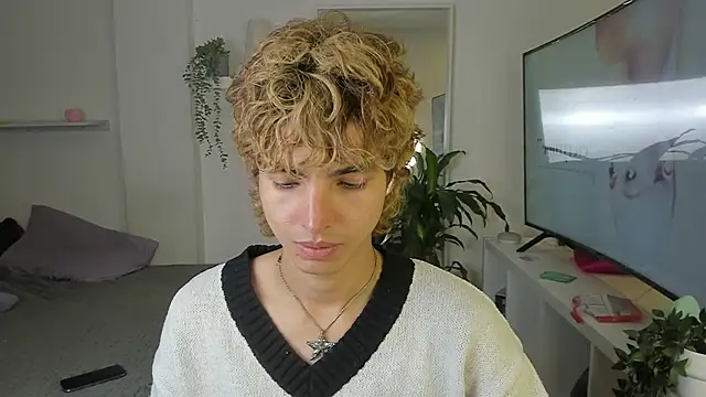 Snapshot of santy-kitty chatting on October 20, 2025, 4:25 am santy-kitty online show from October 20, 2025, 4:25 am