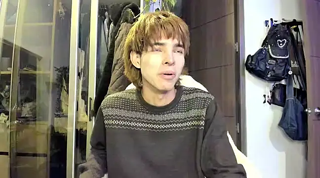 Snapshot of santy-kitty chatting on January 29, 2025, 1:27 am santy-kitty online show from January 29, 2025, 1:27 am