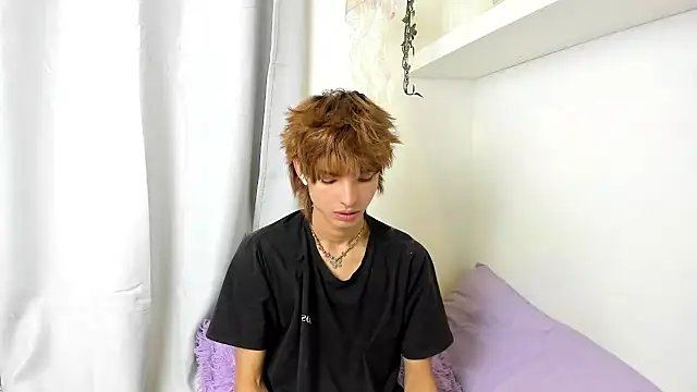 Snapshot of santy-kitty chatting on February 14, 2025, 11:53 pm santy-kitty online show from February 14, 2025, 11:53 pm